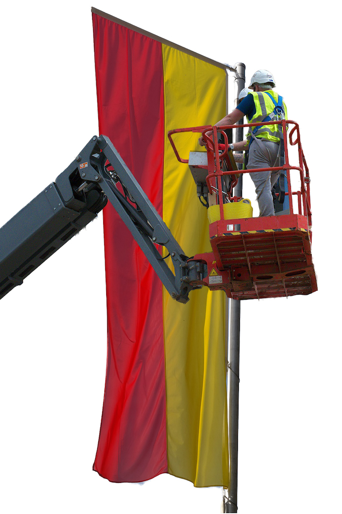 Réparation mât porte-drapeaux Réparation mâts porte-drapeaux